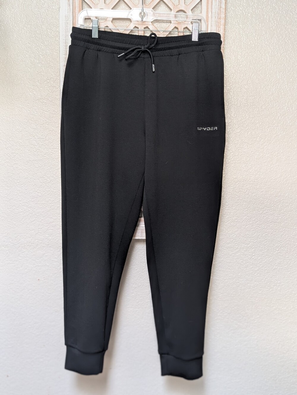 Spyder Women’s Black Tapered Leg High Waisted Joggers Size Large Soft Comfy